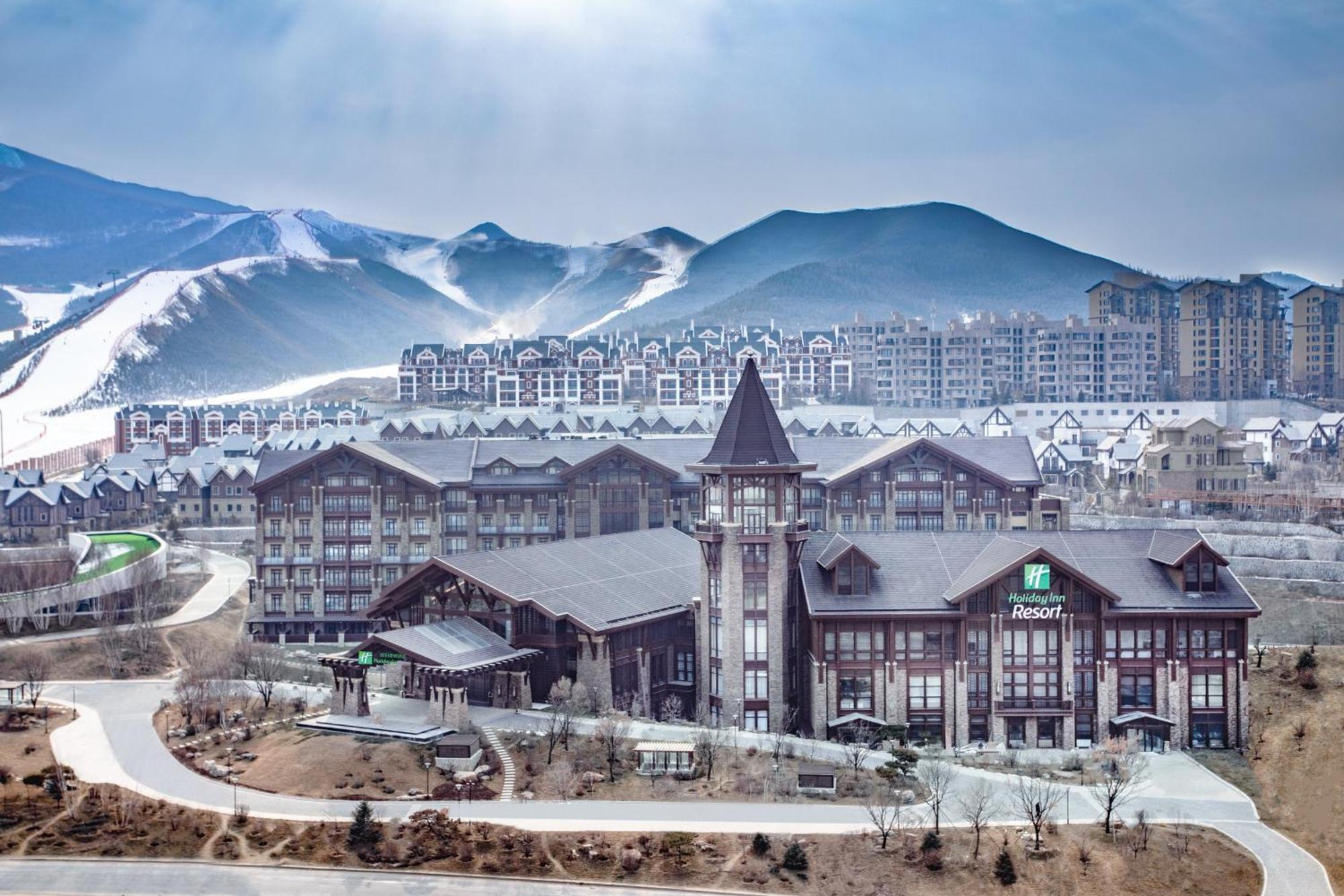 Holiday Inn Resort Zhangjiakou Chongli, An Ihg Hotel מראה חיצוני תמונה